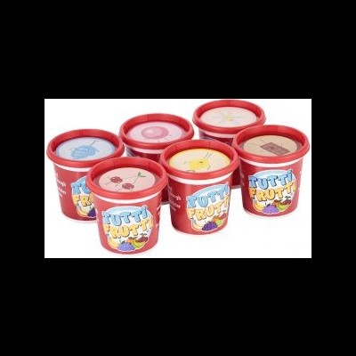 Seis copos de sorvete Tutti Frutti com tampas vermelhas e rótulos coloridos
