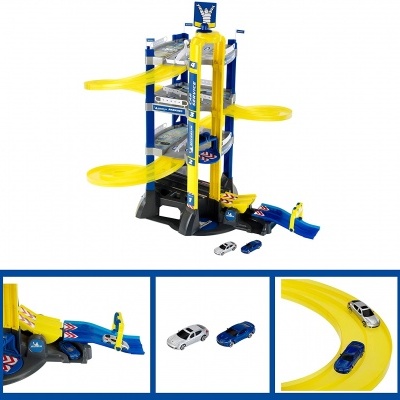 Pista de corrida para carros de brinquedo em plástico azul e amarelo com carros miniatura.