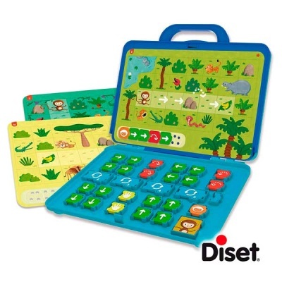 Jogo educativo com peças e tabuleiros coloridos com ilustrações de animais e plantas