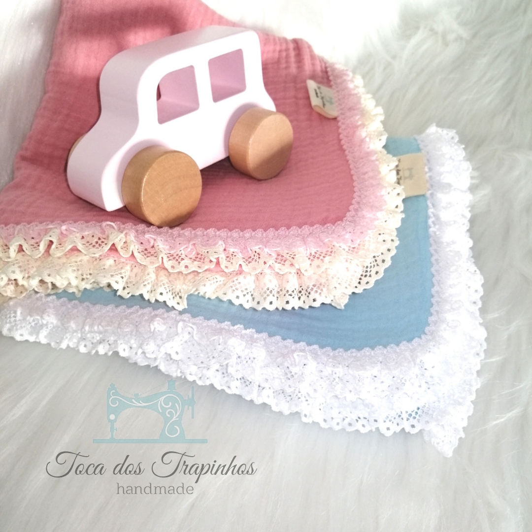 Fraldinha Musselina com Renda
