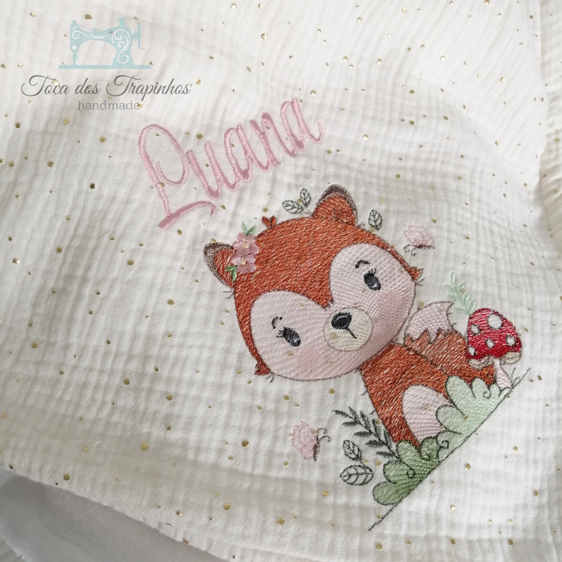 Mantinha Bordada