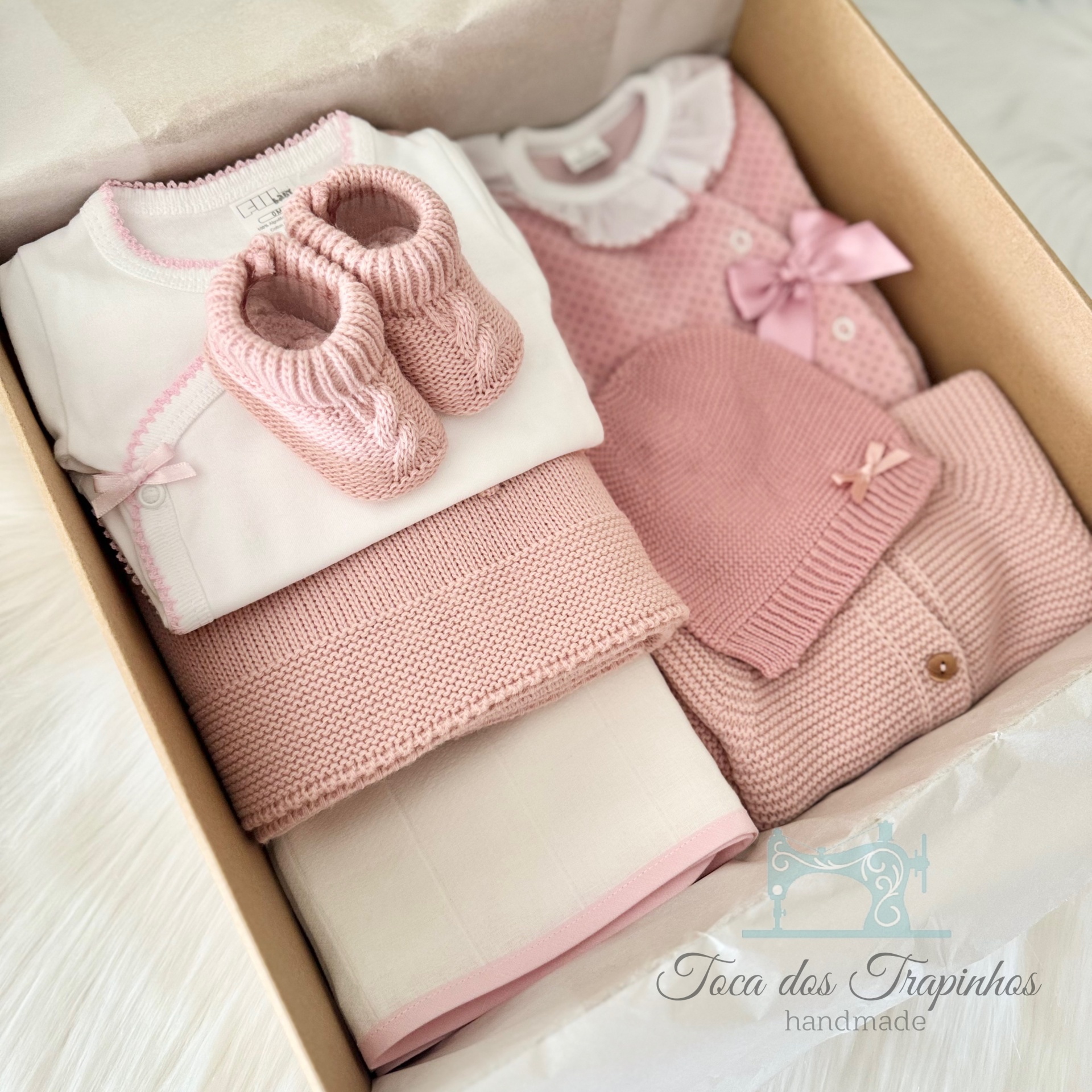 Love Box Rosa Blush - Babygrow Laço