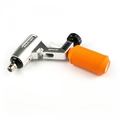 Máquina de tatuagem prateada com punho amarelo e botão preto