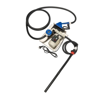 Bomba de transferência de líquidos com pistola azul e mangueiras pretas