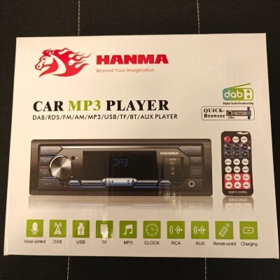 Caixa branca de leitor de MP3 para carro HANMA com texto informativo e imagem do leitor e comando remoto