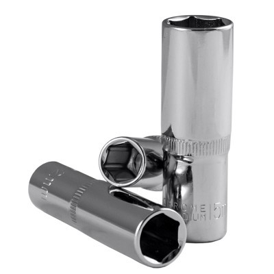 Soquetes metálicos cromados para ferramentas prateados