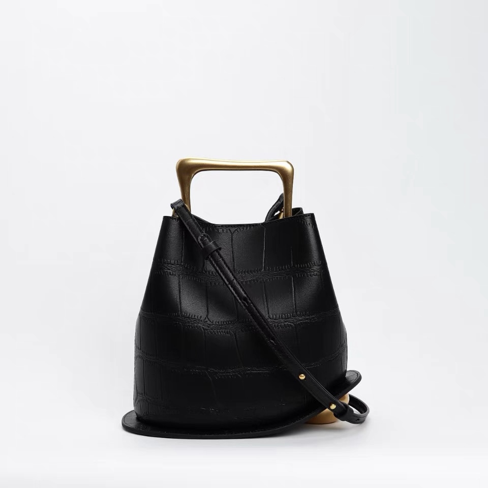 FLORENÇA CROCO PRETO & DOURADO FLORENÇA CROCO PRETO & DOURADO
