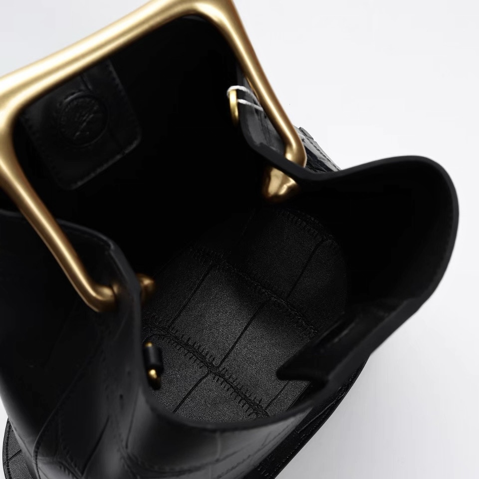 FLORENÇA CROCO PRETO & DOURADO FLORENÇA CROCO PRETO & DOURADO