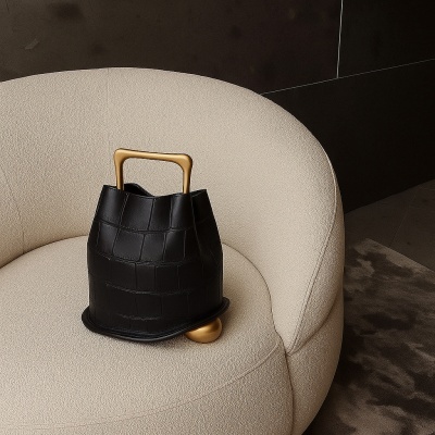 FLORENÇA CROCO PRETO & DOURADO