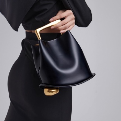 FLORENÇA- PRETO & DOURADO