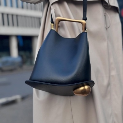 FLORENÇA- PRETO & DOURADO