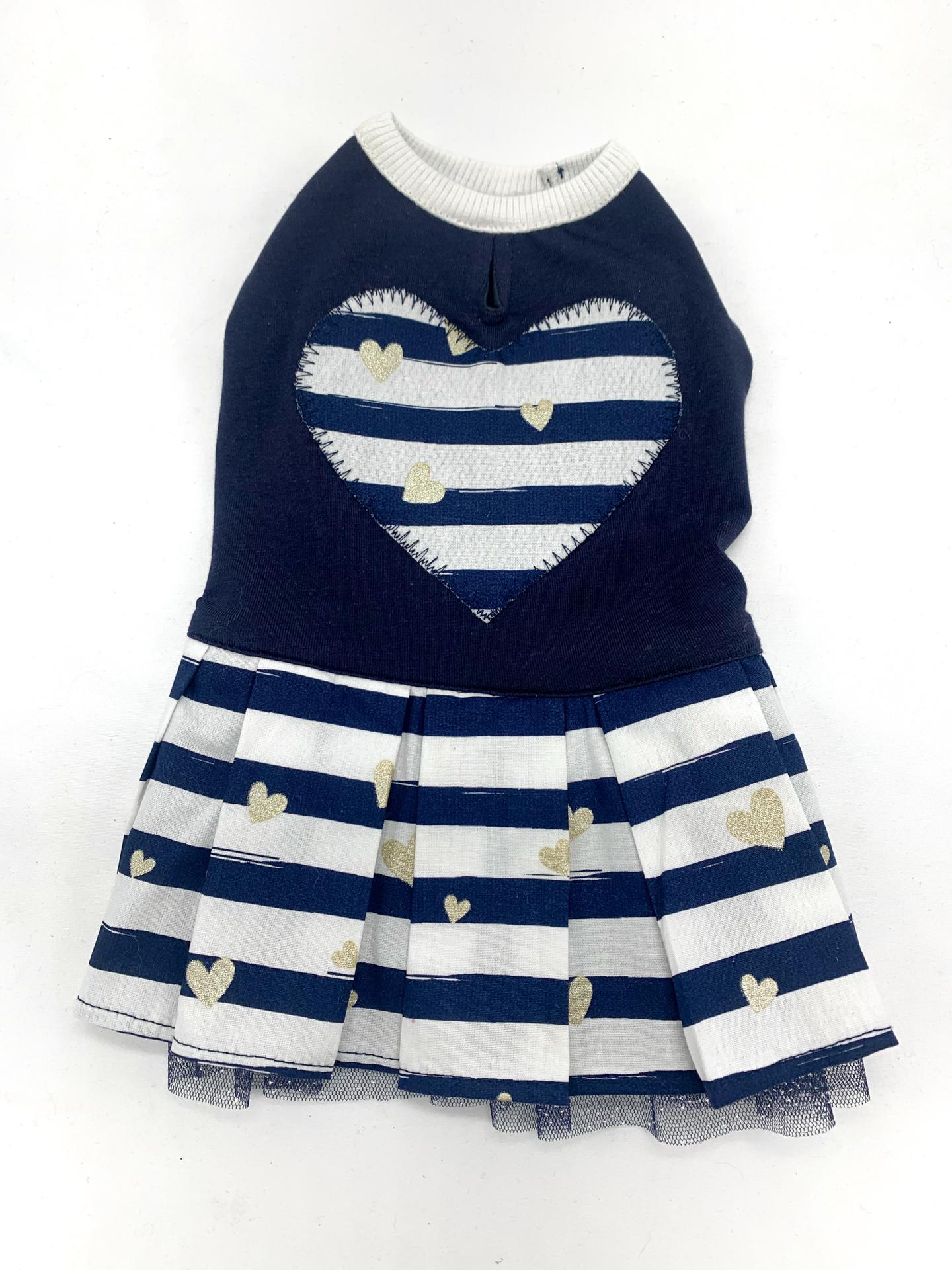 Vestido azul e branco para cão com coração e saia plissada