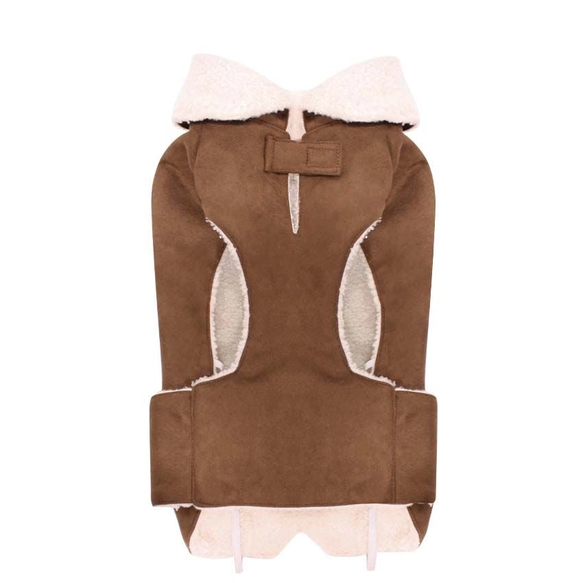 Casaco castanho felpudo para cão com gola branca e aberturas laterais