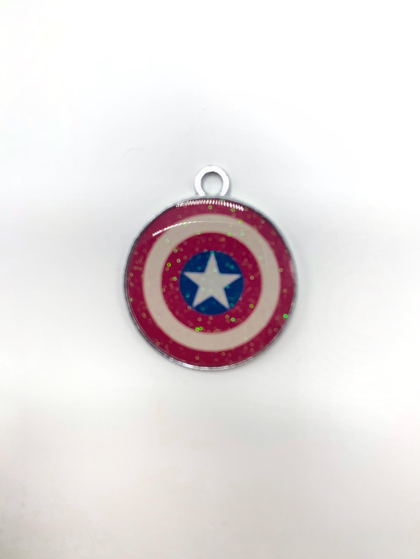 Medalha com pendente, Super Heróis