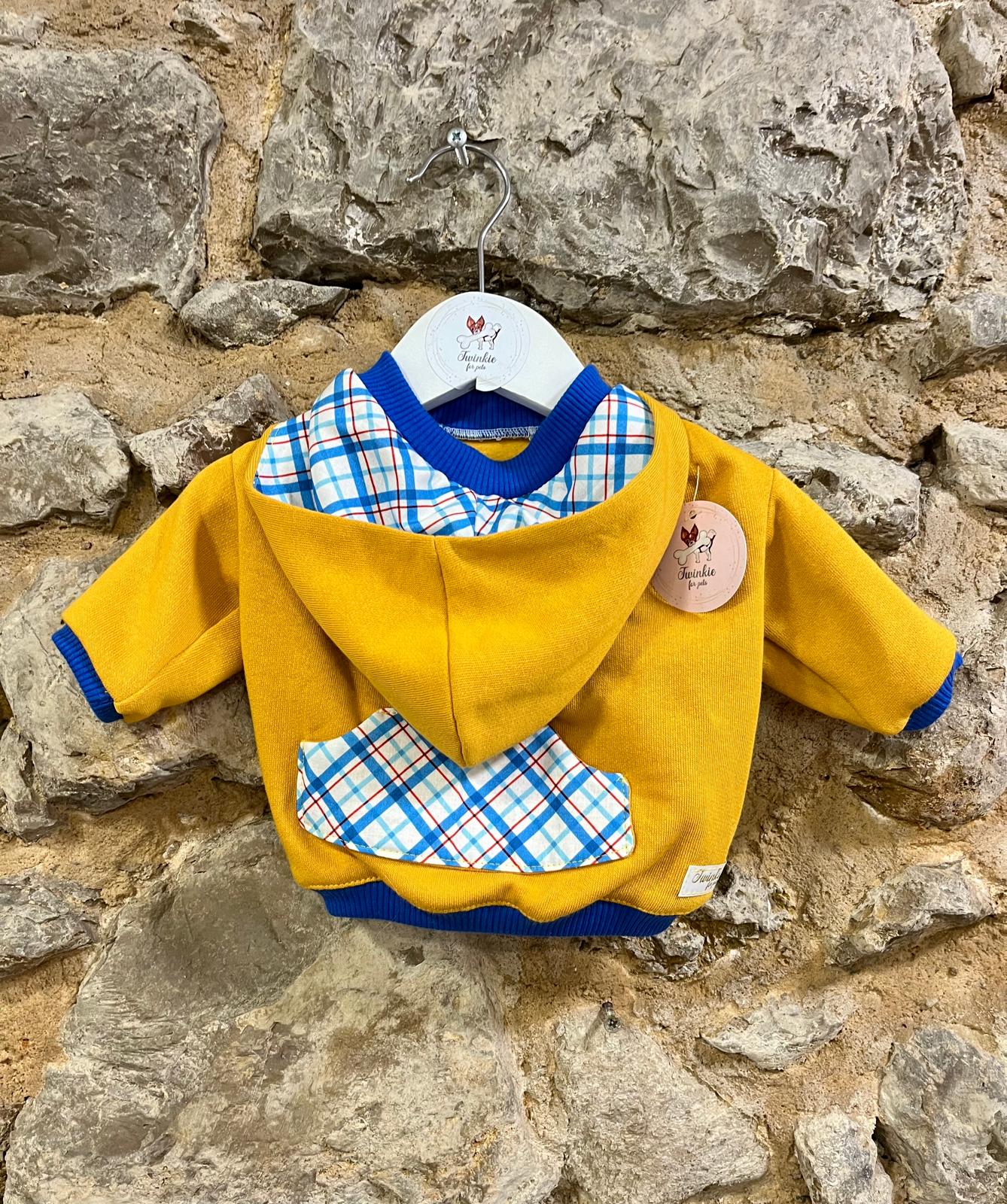 Sweatshirt com capuz amarela e azul