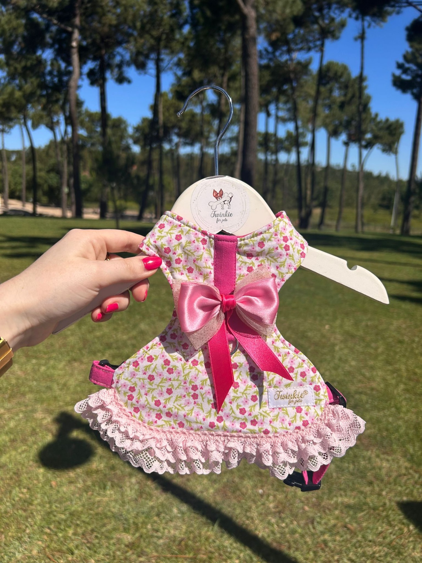 Peitoral Jardim Cor de Rosa