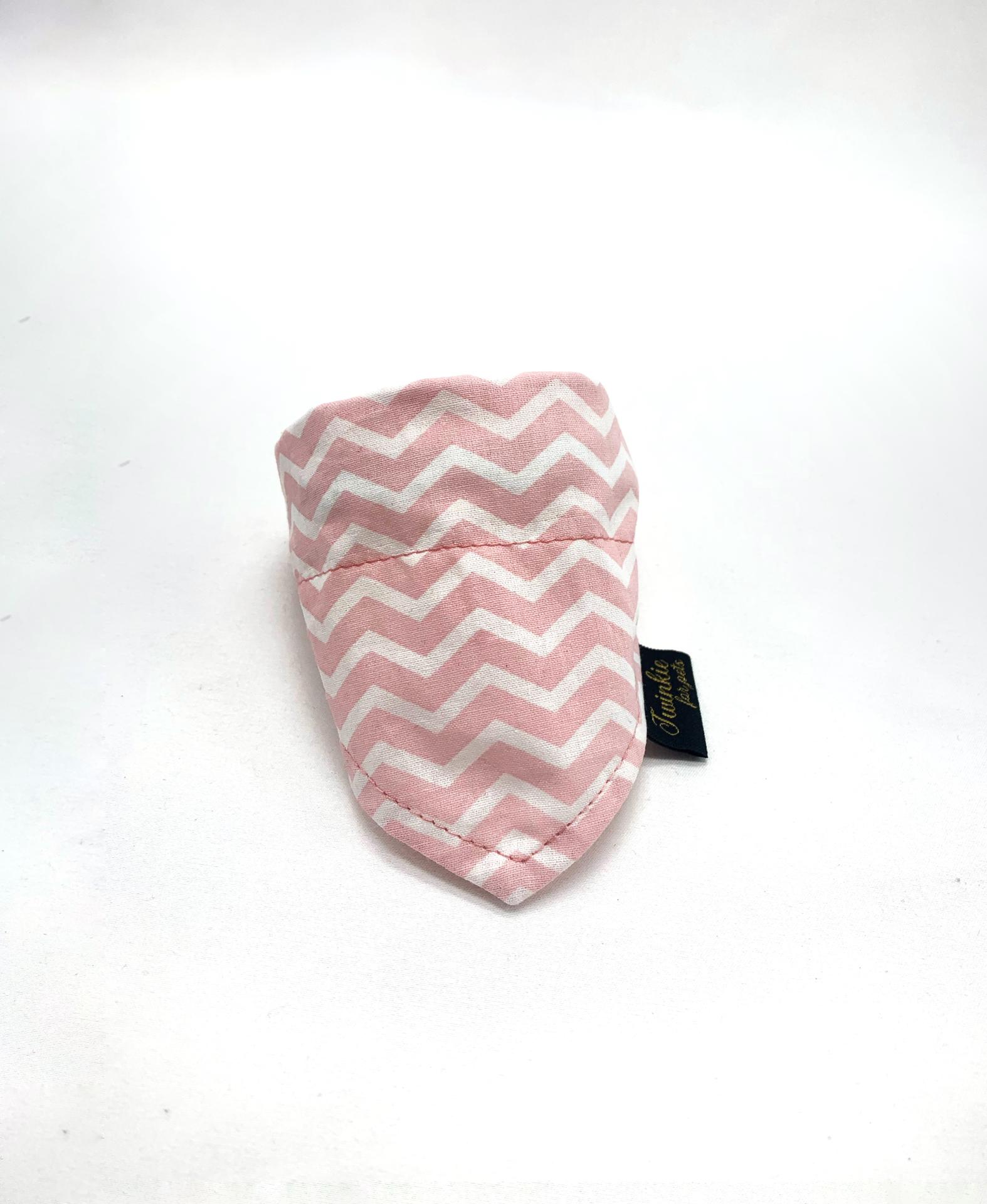 Coleira com Lenço Zigue-Zague Rosa