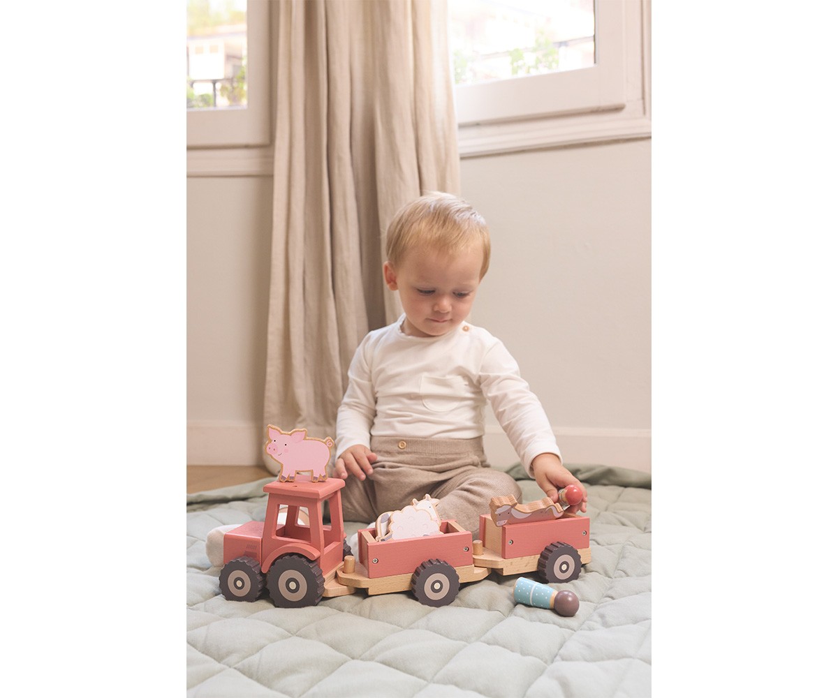 Monnëka | Farm Tractor