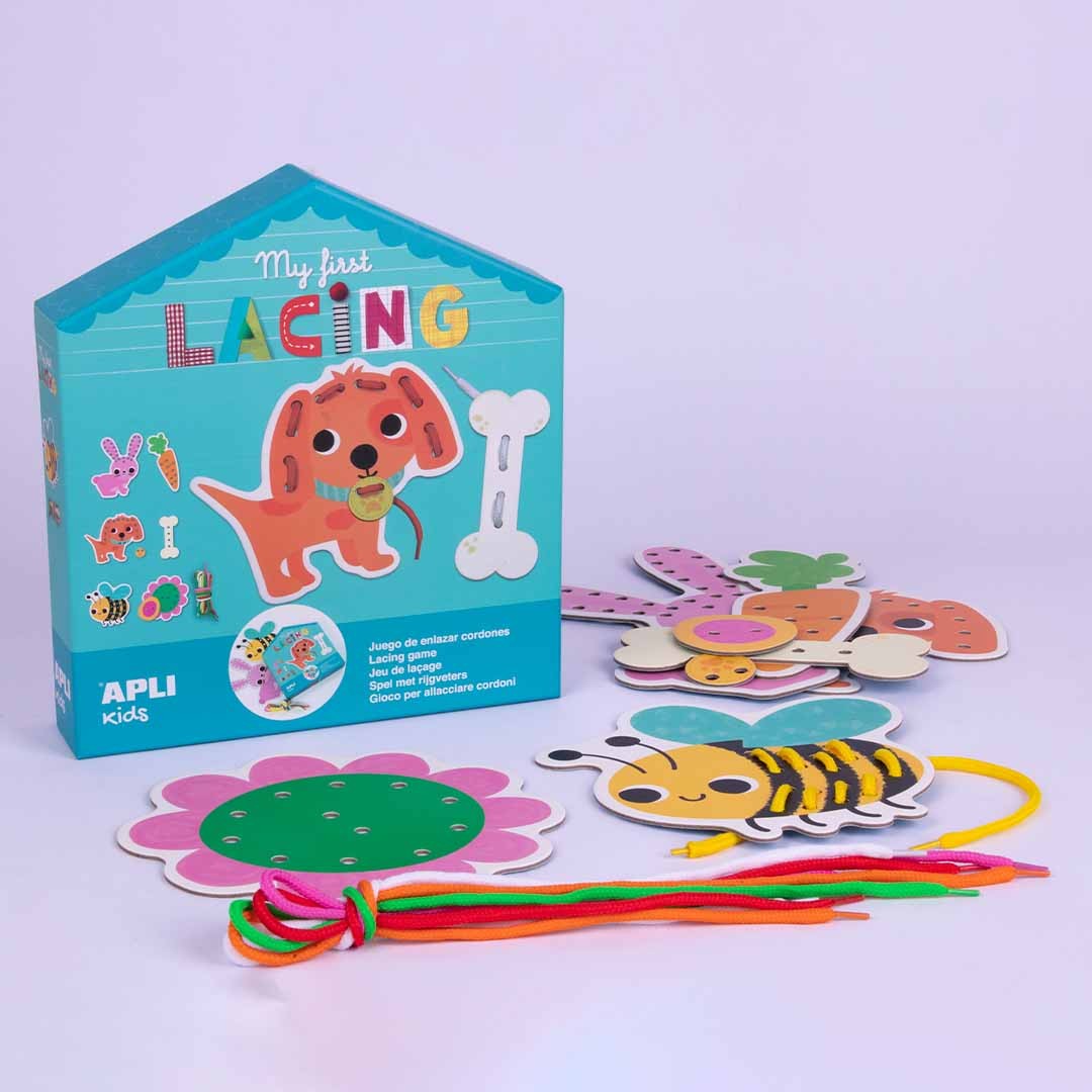 Jogo infantil My First Lacing com peças de madeira coloridas e cordões para enfiar