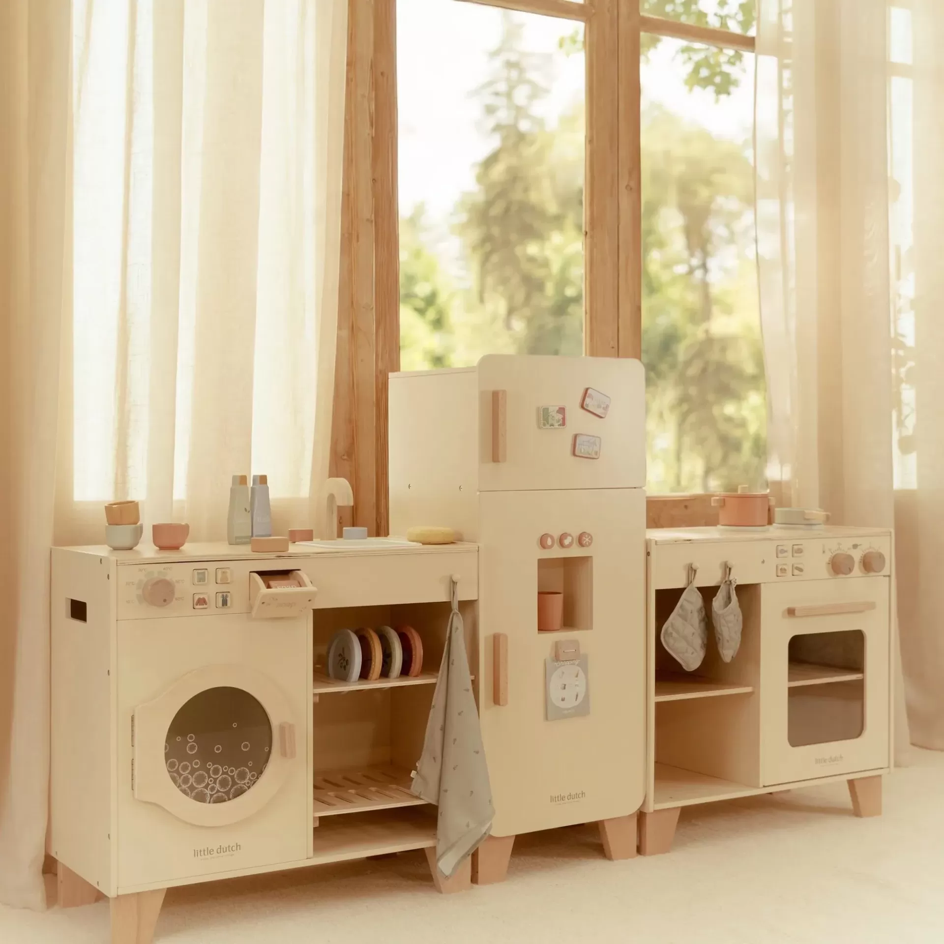Little Dutch | Frigorífico Creme Edição Limitada ✨