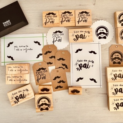 Carimbo&#x20;-&#x20;Feliz&#x20;dia&#x20;do&#x20;Pai&#x20;-&#x20;5x5cm