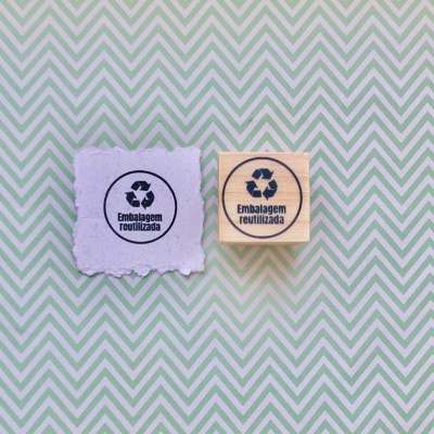 Carimbo&#x20;-&#x20;Embalagem&#x20;reutilizada&#x20;-&#x20;3x3cm