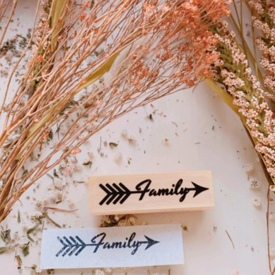 Carimbo&#x20;-&#x20;Flecha&#x20;Family&#x20;-&#x20;2x7cm