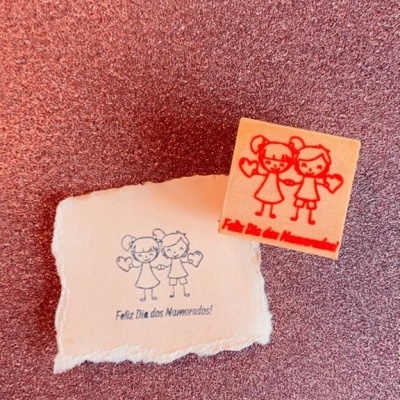 Carimbo&#x20;-&#x20;Casal&#x20;Feliz&#x20;dia&#x20;dos&#x20;Namorados&#x20;-&#x20;3x3cm