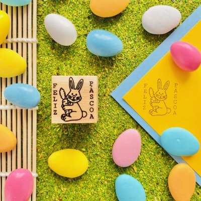 Carimbo&#x20;-&#x20;Feliz&#x20;P&#x00E1;scoa&#x20;coelho&#x20;-&#x20;3x3cm