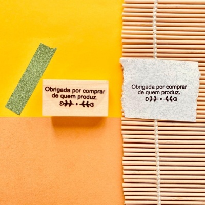 Carimbo&#x20;-&#x20;Obrigada&#x20;por&#x20;comprar&#x20;de&#x20;quem&#x20;produz&#x20;-&#x20;3x5cm