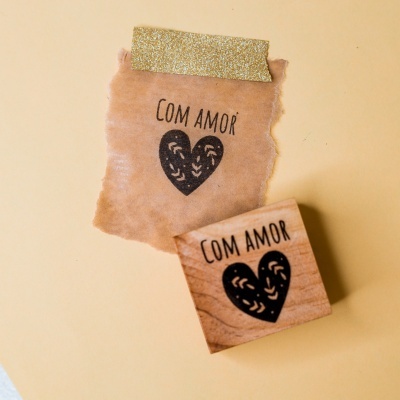 Carimbo&#x20;-&#x20;Com&#x20;Amor&#x20;-&#x20;4x4cm