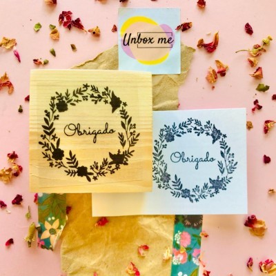 Carimbo&#x20;-&#x20;Obrigada&#x20;floral&#x20;-&#x20;5x5cm