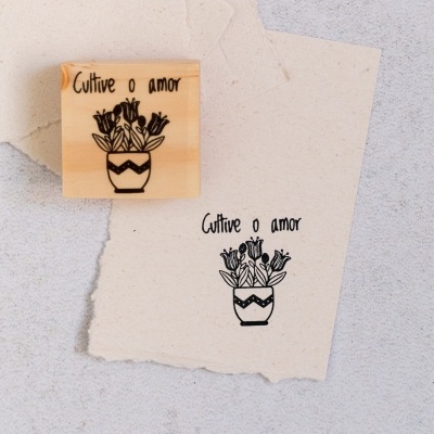 Carimbo&#x20;-&#x20;Cultive&#x20;o&#x20;amor&#x20;-&#x20;4x4cm