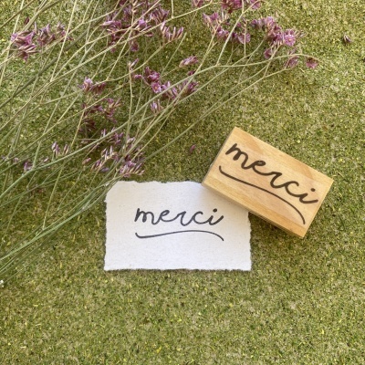 Carimbo&#x20;-&#x20;Merci&#x20;-&#x20;3x5cm