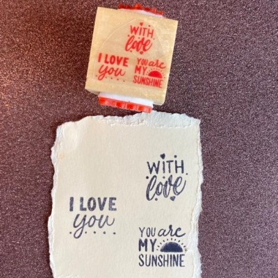 Carimbo Cubo - With Love