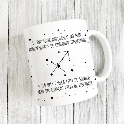 CANECA Ela é do signo SAGITÁRIO