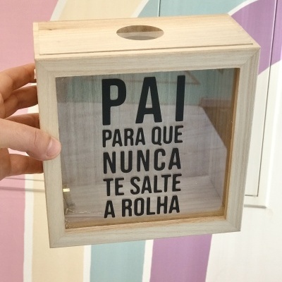 QUADRO DE ROLHAS 17x17cm