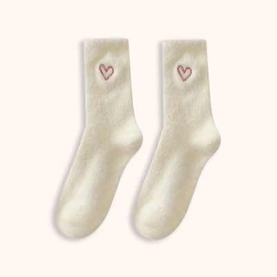 Meias Felpudas com Coração | 1 Par Quente para Outono e Inverno