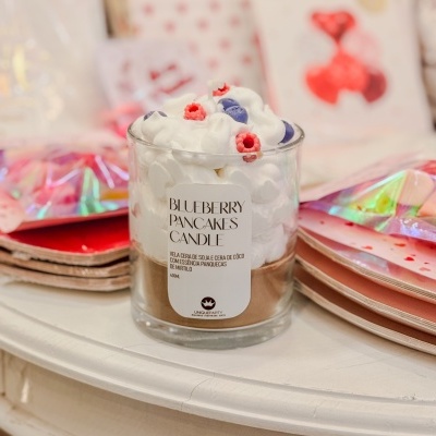 VELA Blueberry Pancakes CANDLE
