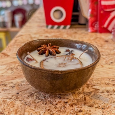 Vela Artesanal em Cerâmica Portuguesa – Baunilha