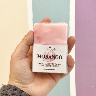 Sabonete Natural de Morango – Leite de Cabra 100g