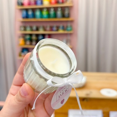 Mini Vela Personalizada com Aroma de Baunilha | Tag Personalizável