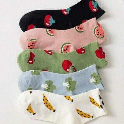 Meias Coloridas de Frutas e Vegetais