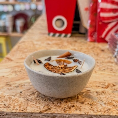 Vela Artesanal em Cerâmica Portuguesa – Baunilha