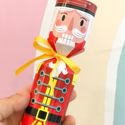 Cracker de Natal com Bombons de Chocolate – Design Sortido