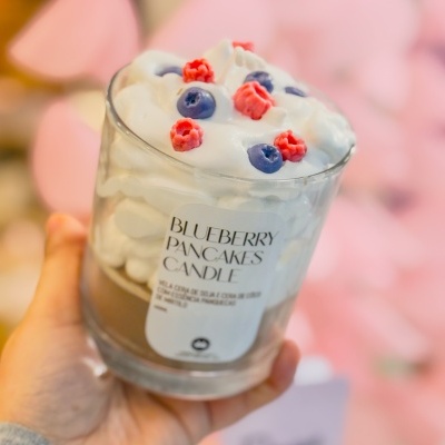 VELA Blueberry Pancakes CANDLE