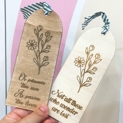 Marcador de livro Madeira Gravado
