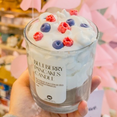 VELA Blueberry Pancakes CANDLE