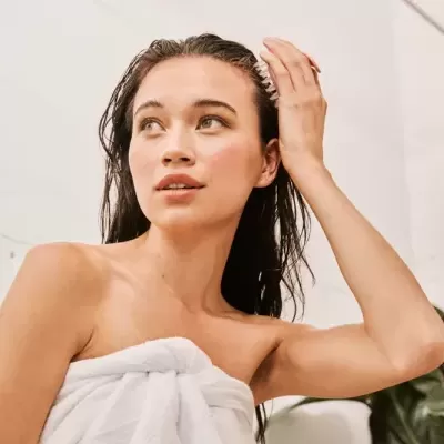 Escova Massagem Capilar | Estímulo e Limpeza