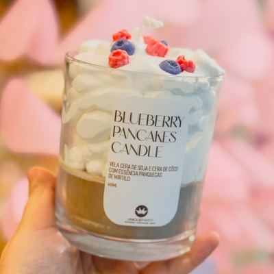 VELA Blueberry Pancakes CANDLE